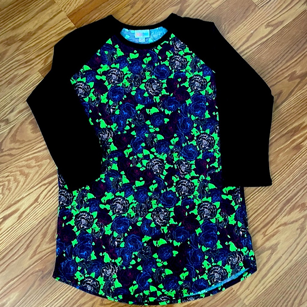 COPY - Lularoe Randy T Shirt